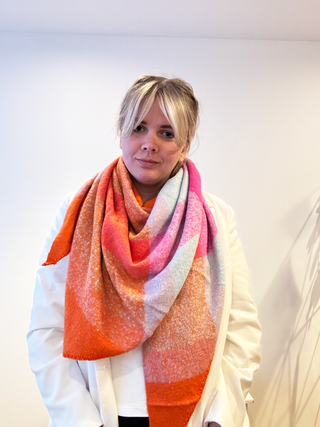 LOT83 Sjaal Nina